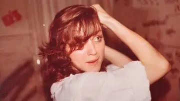 Задник к фильму "Becoming Madonna" #1151090