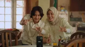 Задник к фильму "Seni Merayu Tuhan" #1525514