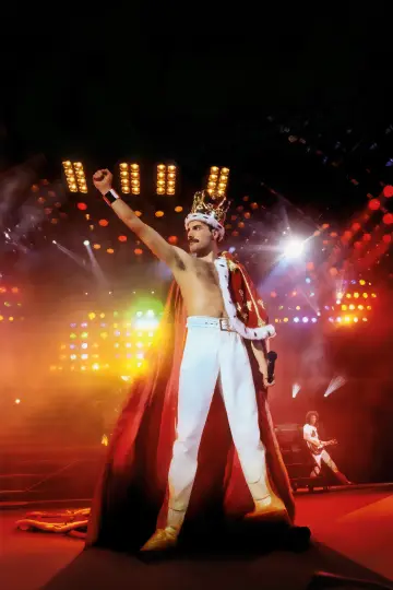 Постер к фильму "Queen: Live in Budapest - Hungarian Rhapsody" #1525972