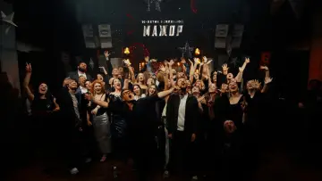 Задник к фильму "Мажор 10 лет" #1188074