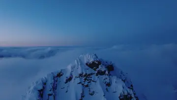 Задник к фильму "SKI - The Greatest Ski Tour of All Time" #735045
