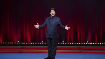 Задник к фильму "Michael McIntyre
