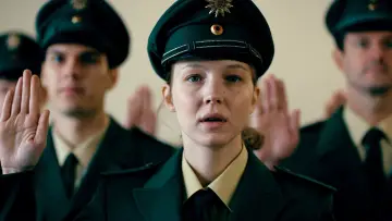 Задник к фильму "Die Nichte des Polizisten" #1568720