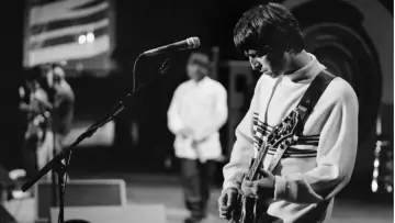 Задник к фильму "Oasis LIVE AT KNEBWORTH: August 10th, 1996" #976751
