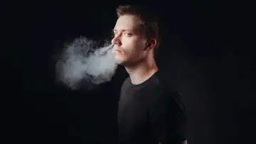 Задник к фильму "Daniel Sloss: Hubris" #1164907