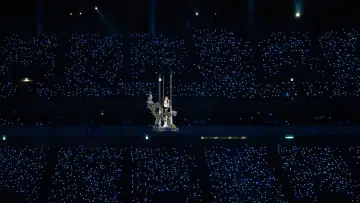Задник к фильму "아이유 콘서트 : 더 위닝" #704098