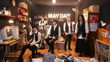 Задник к фильму "五月天 2025 線上跨年演唱會 | MAYDAY FLY TO 2025​" #730015