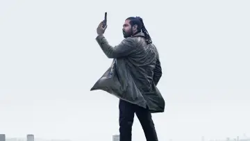 Задник к фильму "ரெட்ட தல" #593315