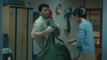Задник к фильму "Senin Harga Naik" #765270