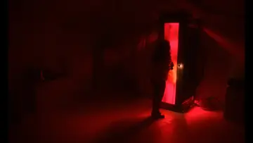 Задник к фильму "Captive" #915560