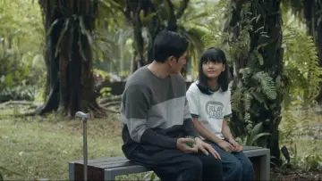 Задник к фильму "Hanya Namamu Dalam Doaku" #671672