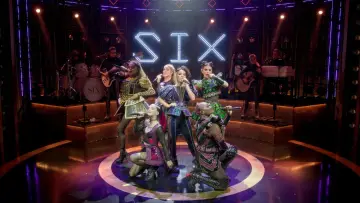 Задник к фильму "SIX: The Musical Live!" #847129
