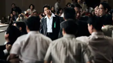 Задник к фильму "암살자(들)" #1353082