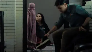Задник к фильму "Patah Hati Yang Kupilih" #539017