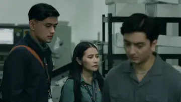 Задник к фильму "Patah Hati Yang Kupilih" #539019