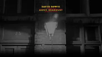 Задник к фильму "David Bowie: The Rise And Fall Of Ziggy Stardust And The Spiders From Mars (2024 Dolby Atmos Mix)" #734538