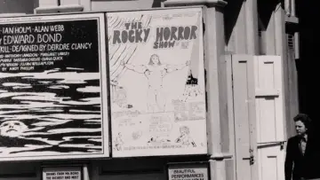 Задник к фильму "Strange Journey: The Story of Rocky Horror" #668590