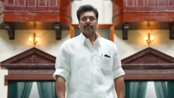 Задник к фильму "கராத்தே பாபு" #1195941