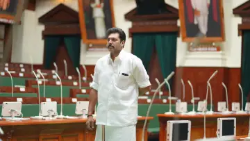 Задник к фильму "கராத்தே பாபு" #1195946