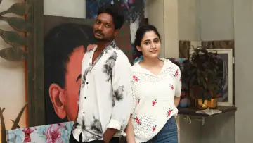 Задник к фильму "ஜென்டில்வுமன்" #726322