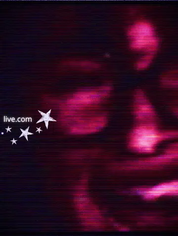 Постер к фильму "Live.com" #974587