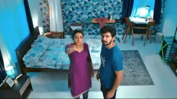 Задник к фильму "ஹவுஸ் மேட்ஸ்" #708970