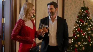 Задник к фильму "My Secret Santa" #590648