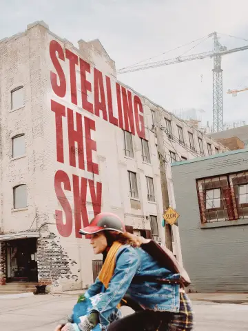 Постер к фильму "Stealing the Sky" #1192558