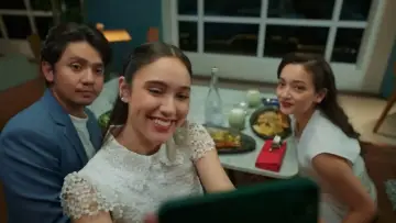 Задник к фильму "Musuh Dalam Selimut" #540364