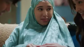 Задник к фильму "Musuh Dalam Selimut" #540369
