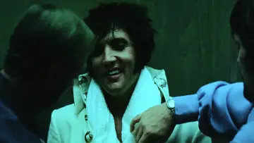 Задник к фильму "EPiC: Elvis Presley in Concert" #1176756