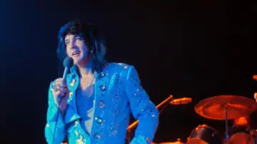 Задник к фильму "EPiC: Elvis Presley in Concert" #762551