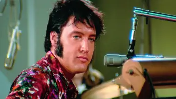 Задник к фильму "EPiC: Elvis Presley in Concert" #910092