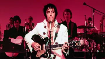 Задник к фильму "EPiC: Elvis Presley in Concert" #910100