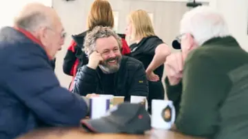 Задник к фильму "Michael Sheen