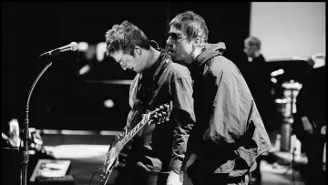 Задник к фильму "Oasis: Don