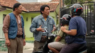 Задник к фильму "Panggil Aku Ayah" #701487