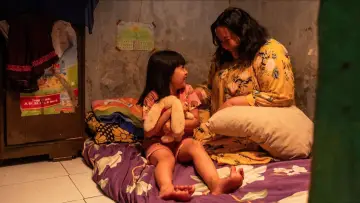 Задник к фильму "Panggil Aku Ayah" #701523