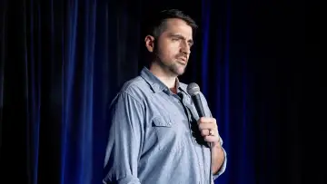Задник к фильму "Trae Crowder: Trash Daddy" #1584810