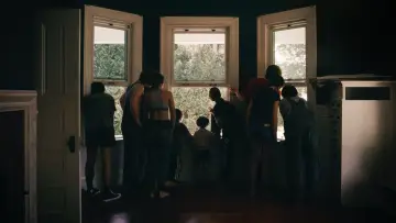 Задник к фильму "When We Move" #802669