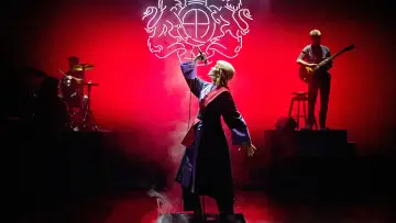 Задник к фильму "National Theatre Live: Inter Alia" #767749