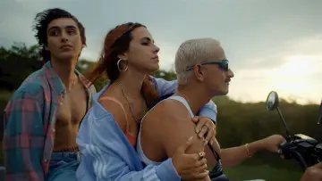 Задник к фильму "Summer of Three" #913182
