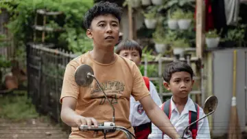 Задник к фильму "Warung Pocong" #912927