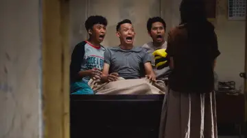 Задник к фильму "Warung Pocong" #912929