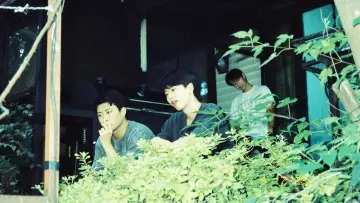 Задник к фильму "끓네" #1159364