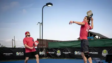 Задник к фильму "Pickleball" #926425