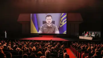 Задник к фильму "Zelensky" #1629575