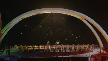 Задник к фильму "സർവം മായ" #532338