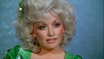 Задник к фильму "Dolly Parton : L