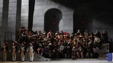 Задник к фильму "The Metropolitan Opera: Andrea Chénier" #544776